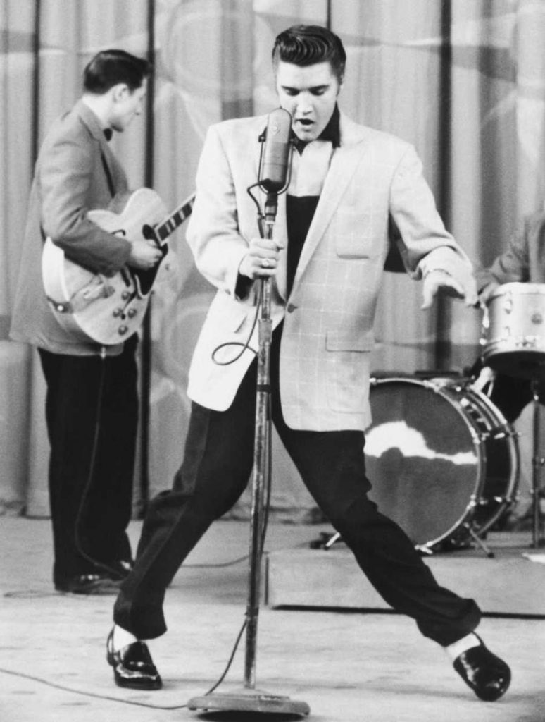 Elvis Presley – Hound Dog